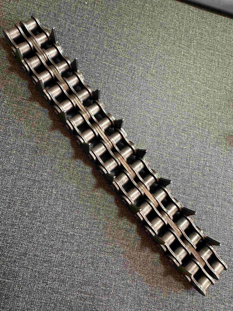زنجیرهای بالای تیز 08b